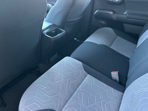 Certified 2023 Toyota Tacoma TRD Off-Road image 12