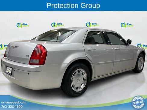 Used 2006 Chrysler 300 Touring image 5