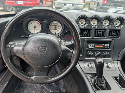 Used 1996 Dodge Viper GTS RWD image 16