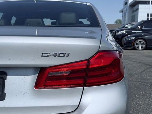 Used 2017 BMW 540i xDrive AWD/4WD image 8