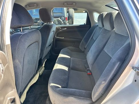 Used 2011 Chevrolet Impala Police FWD image 18