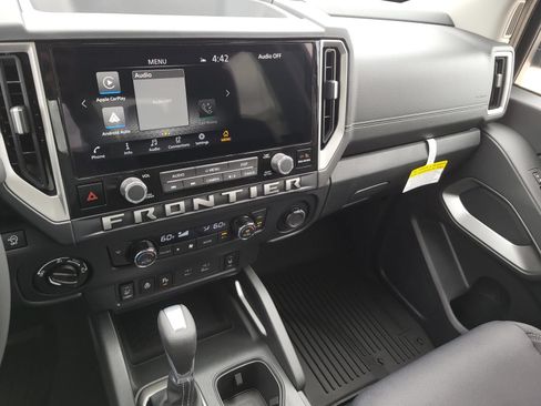 New 2026 Nissan Frontier SV w/ All-Weather Content Package AWD/4WD image 20