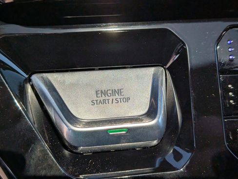 New 2026 GMC Sierra 2500 AT4 w/ AT4 Premium Plus Package image 28