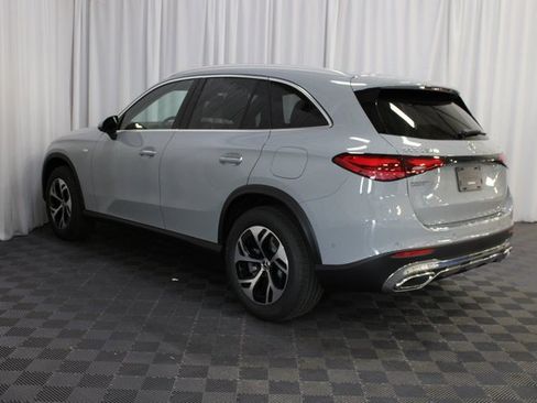 New 2025 Mercedes-Benz GLC 350e 4MATIC image 4