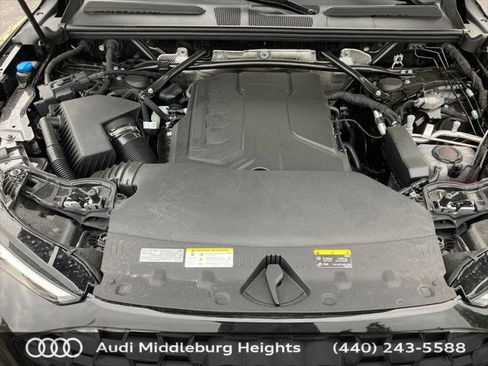 Used 2025 Audi Q5 Premium w/ Convenience Package AWD/4WD image 17