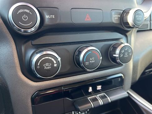 Used 2020 RAM 1500 Lone Star image 25