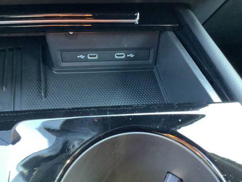 New 2026 Volkswagen Atlas Cross Sport SEL R-Line image 21