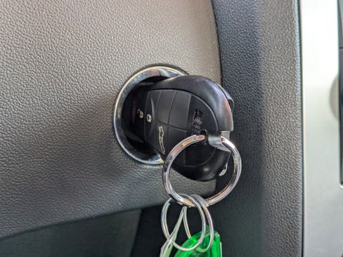 Used 2009 Chrysler 300 LX image 23