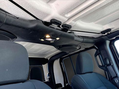 Used 2020 Jeep Gladiator Sport w/ Quick Order Package 24S image 13