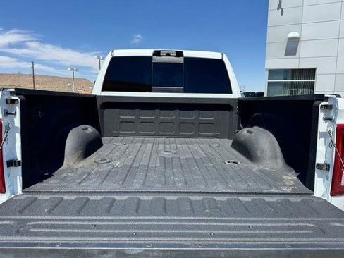 Used 2025 RAM 2500 Laramie AWD/4WD image 13