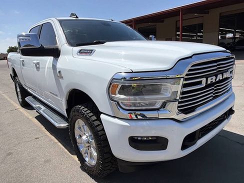 Used 2023 RAM 2500 Laramie AWD/4WD image 8