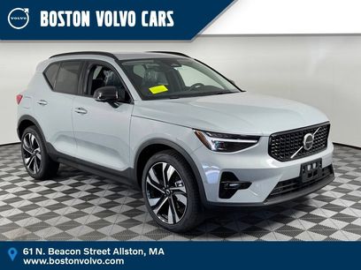 New 2026 Volvo XC40 B5 Ultra w/ Protection Package Premier