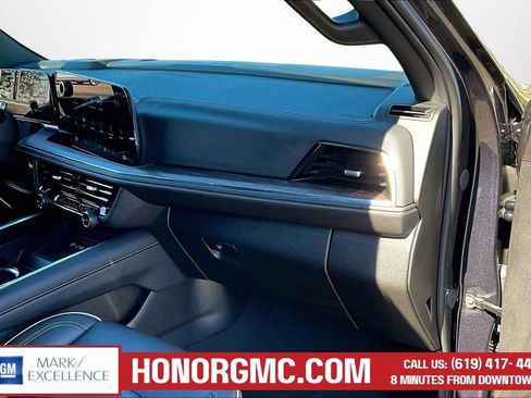 Used 2025 Chevrolet Tahoe Premier image 27