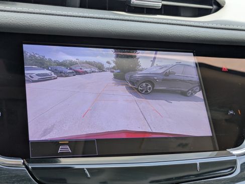 Used 2023 Cadillac XT6 Premium Luxury AWD/4WD image 23