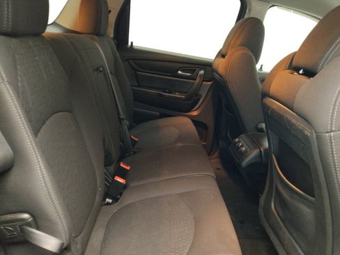 Used 2016 GMC Acadia SLE FWD image 19