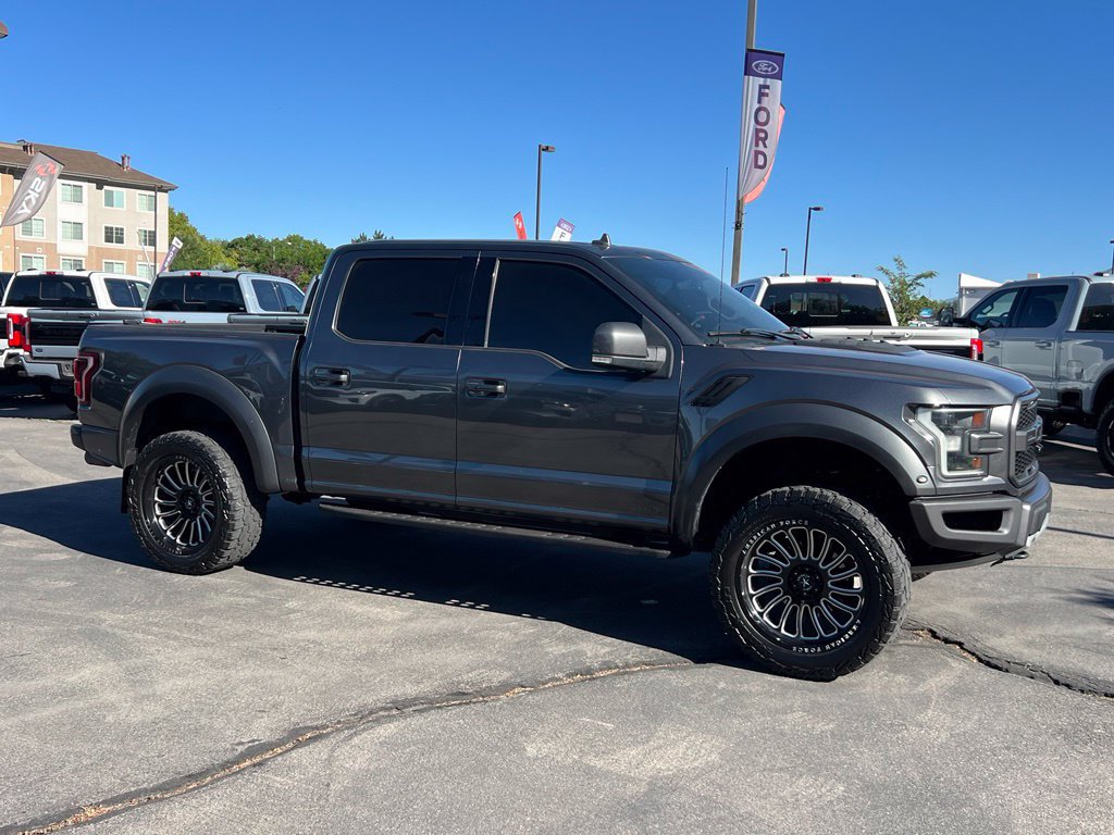 Used 2019 Ford F150 Raptor w/ Equipment Group 802A Luxury AWD/4WD image 5