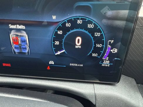 Used 2024 Ford Mustang GT RWD image 18