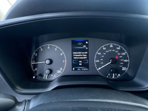 Used 2023 Toyota Corolla LE w/ LE Convenience Package image 15