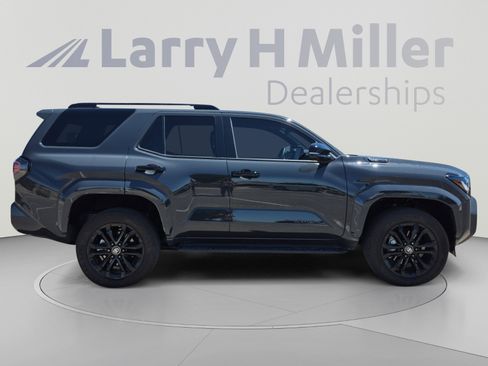 Certified 2026 Toyota 4Runner Platinum AWD/4WD image 6