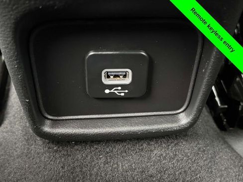 Used 2018 Jeep Compass Latitude w/ Cold Weather Group image 24