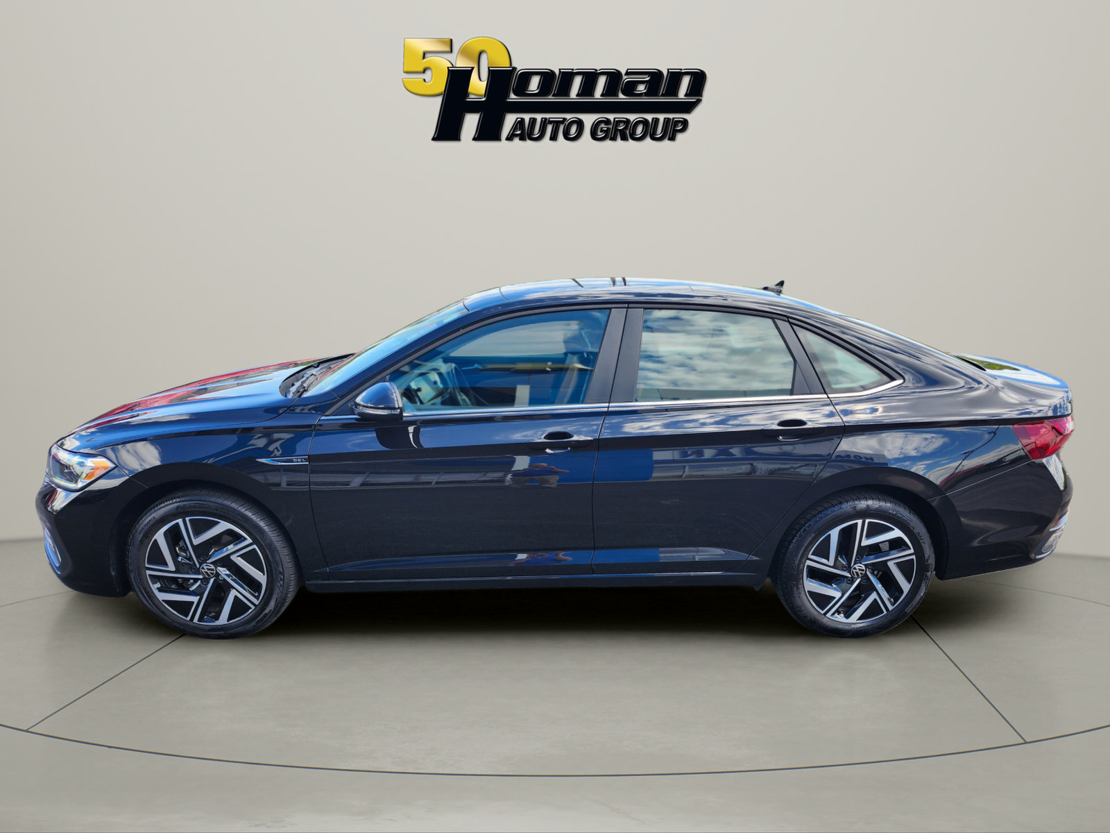 Used 2024 Volkswagen Jetta SEL FWD image 2