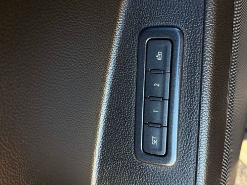 Used 2018 GMC Yukon XL Denali w/ Enhanced Security Package image 15