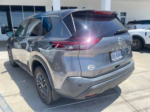 Used 2021 Nissan Rogue S FWD image 8
