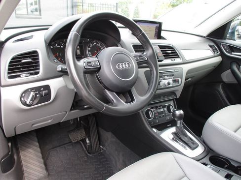 Used 2016 Audi Q3 2.0T Premium Plus w/ Technology Package AWD/4WD image 43