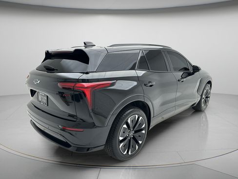 Used 2025 Chevrolet Blazer EV RS AWD/4WD image 3