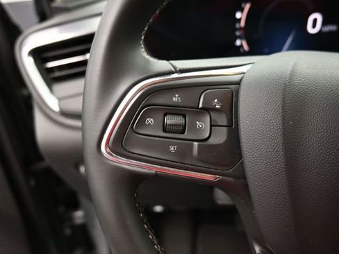 Used 2025 Buick Encore GX Preferred AWD/4WD image 17