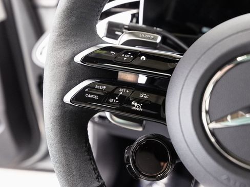 Used 2025 Mercedes-Benz E 53 AMG e 4MATIC Sedan image 11