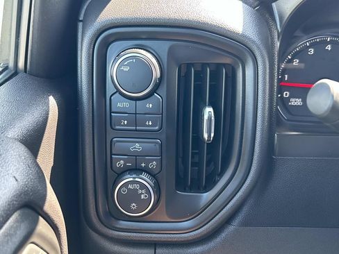 Used 2019 Chevrolet Silverado 1500 Custom Trail Boss w/ Custom Convenience Package image 27