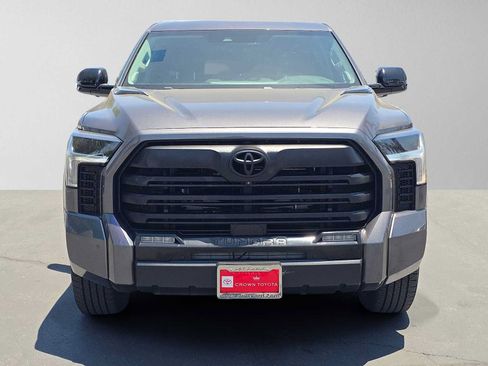Used 2024 Toyota Tundra Limited AWD/4WD image 8