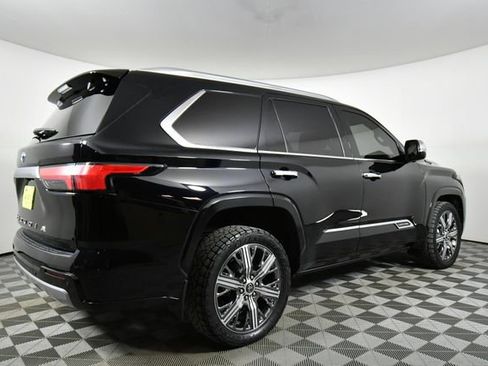 Used 2023 Toyota Sequoia Capstone image 10