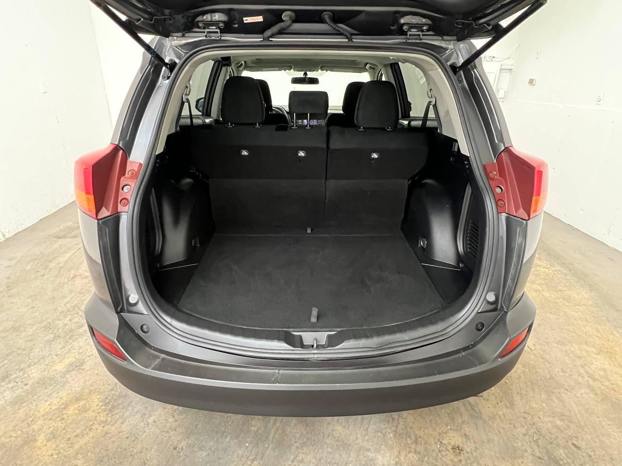 Used 2013 Toyota RAV4 XLE FWD image 28