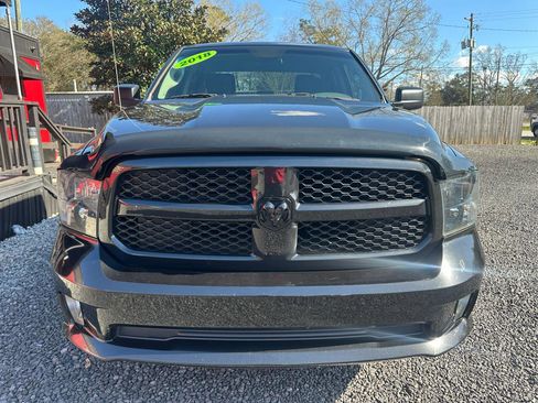 Used 2018 RAM 1500 Express w/ Black Ram 1500 Express Group image 14