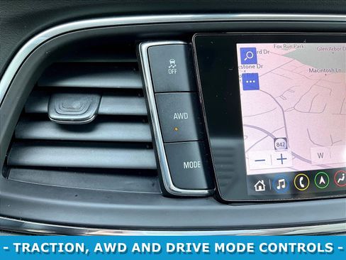 Used 2020 Buick Enclave Essence w/ Sport Touring Edition AWD/4WD image 38