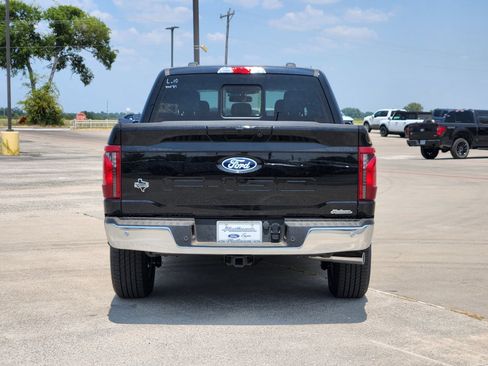 New 2026 Ford F150 XLT w/ Equipment Group 302A MID RWD image 8