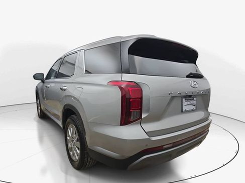 Used 2025 Hyundai Palisade SEL FWD image 6