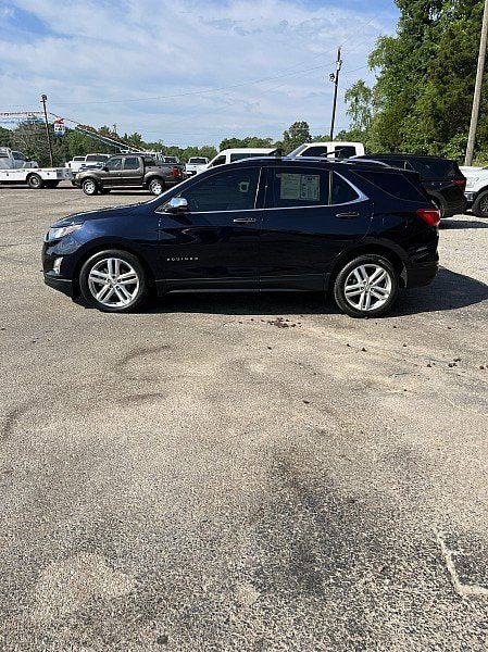 Used 2020 Chevrolet Equinox Premier FWD image 4