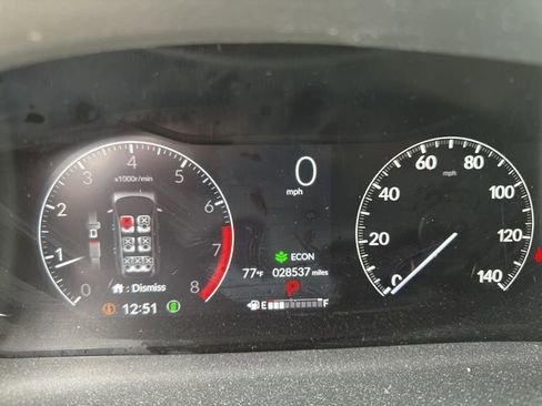 Used 2025 Honda Pilot TrailSport image 5