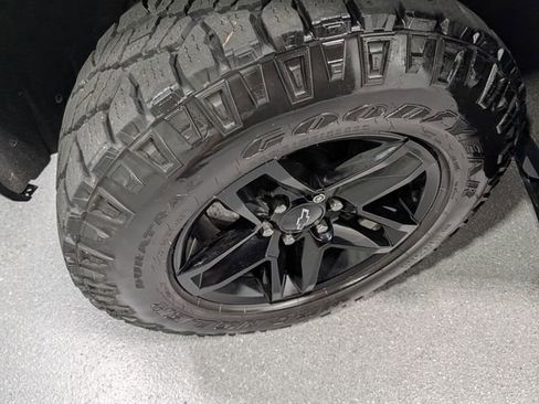 Used 2021 Chevrolet Silverado 1500 LT Trail Boss w/ Bed Protection Package AWD/4WD image 10