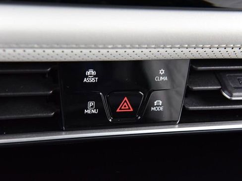 New 2026 Volkswagen Atlas Cross Sport SEL Premium R-Line image 15