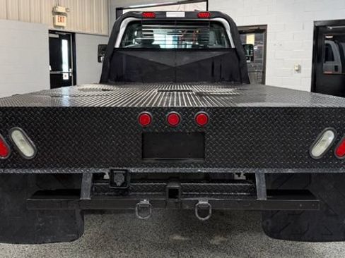 Used 2015 Ford F550 4x4 Regular Cab Super Duty image 5