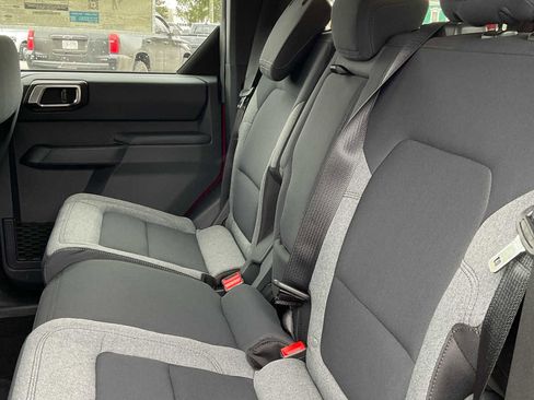 Used 2025 Ford Bronco 4-Door image 44