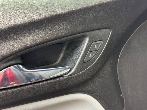 Used 2020 Chevrolet Equinox Premier image 9