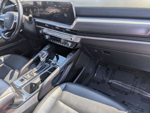 Used 2025 Kia Telluride S AWD/4WD image 34