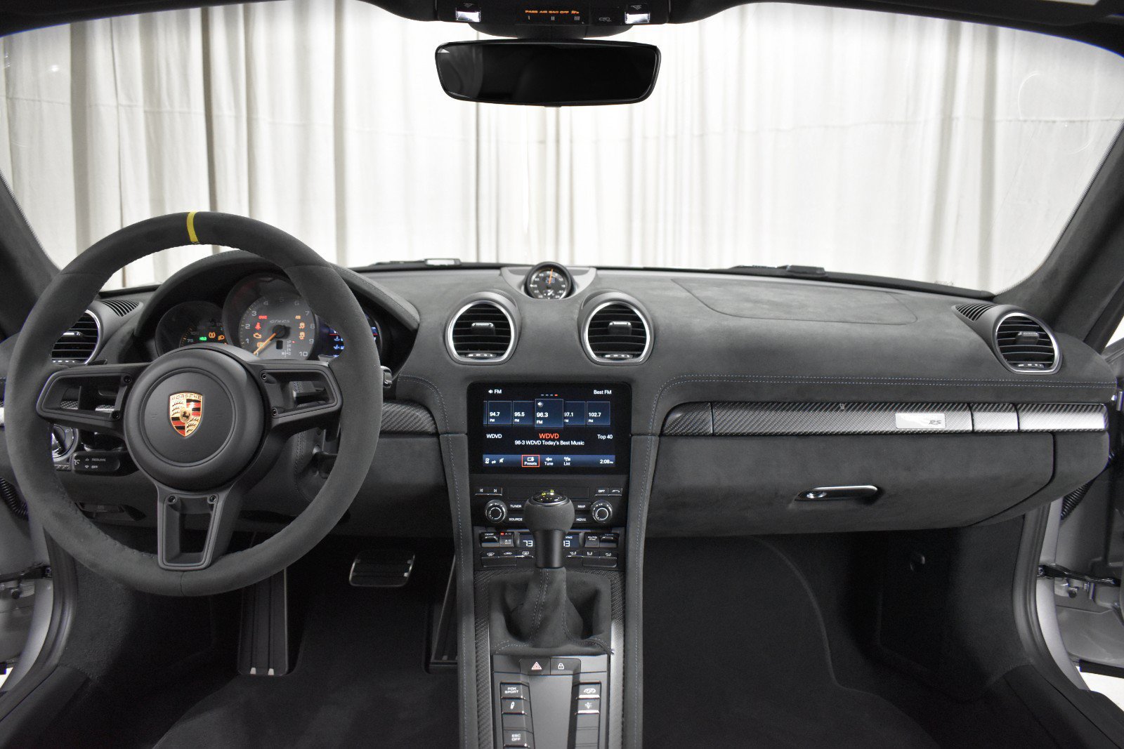 Used 2024 Porsche 718 Cayman GT4 RS RWD image 25