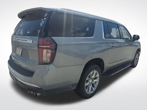 Used 2023 Chevrolet Suburban Premier AWD/4WD image 6