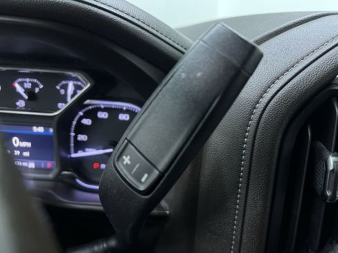 Used 2019 GMC Sierra 1500 SLT w/ SLT Premium Plus Package AWD/4WD image 25